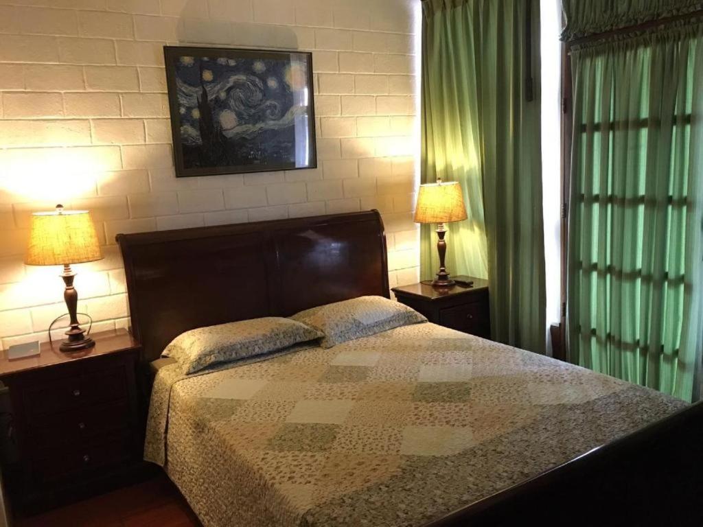 Sura Bed And Breakfast Сан-Хосе Экстерьер фото