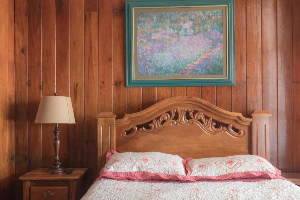 Sura Bed And Breakfast Сан-Хосе Экстерьер фото